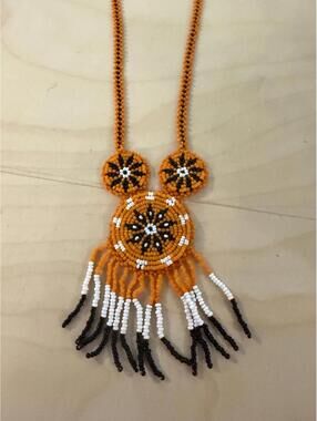 Vintage beaded Native American medallion Navajo necklace